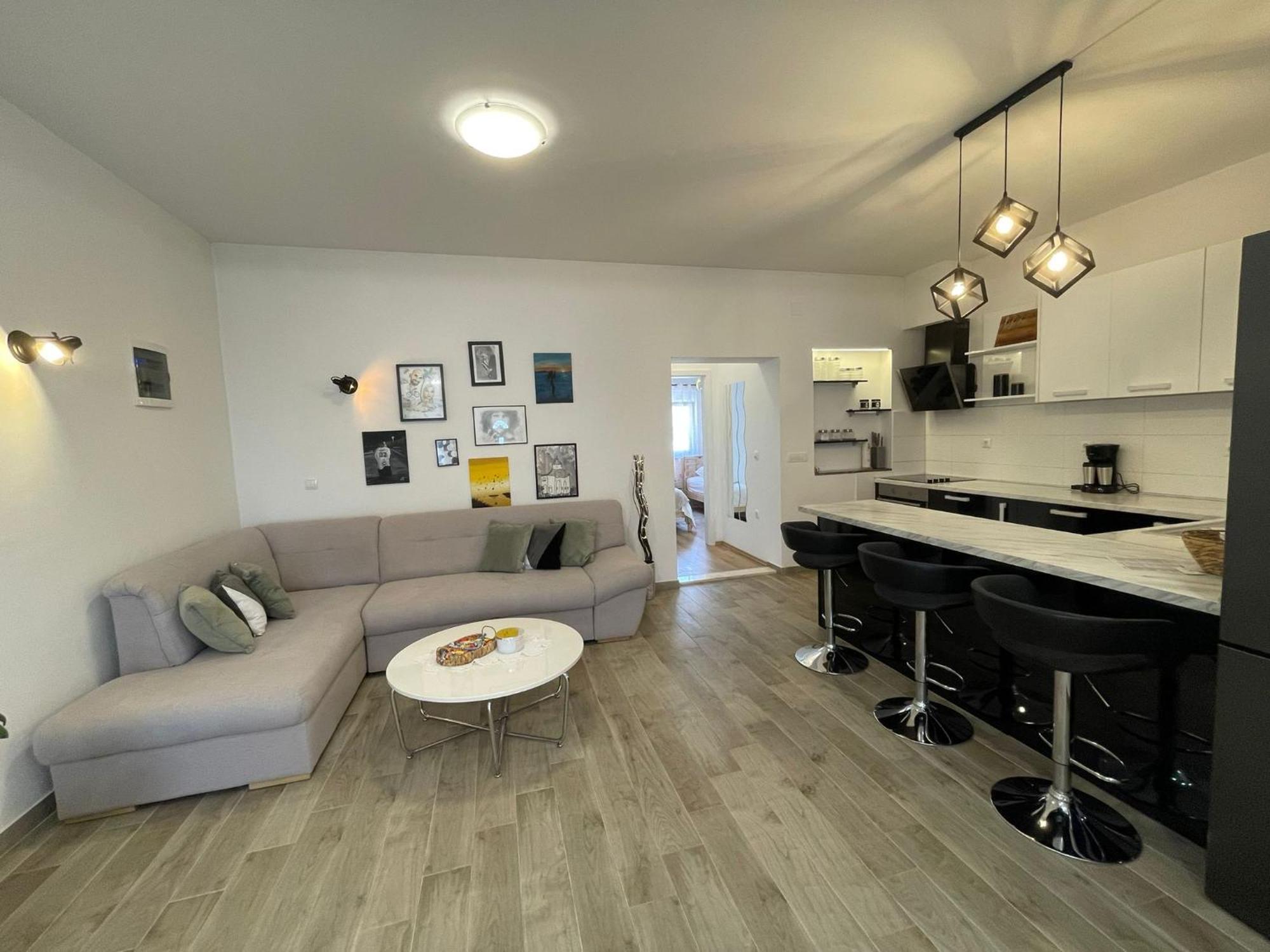 Apartmán La *